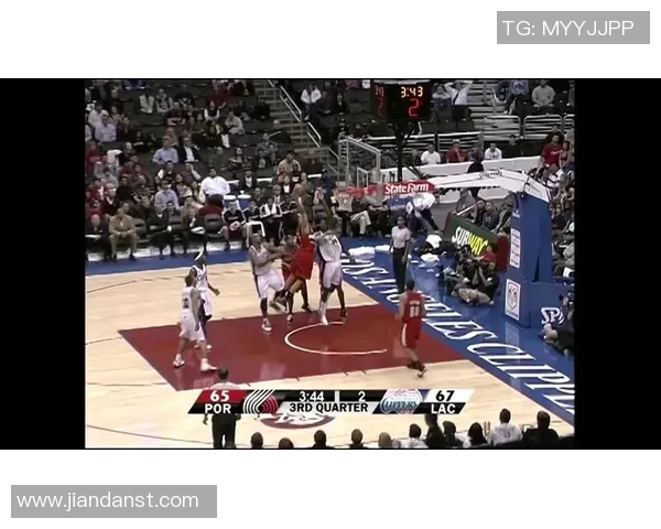 1992年NBA总决赛公牛队与开拓者队的经典对决回顾与分析
