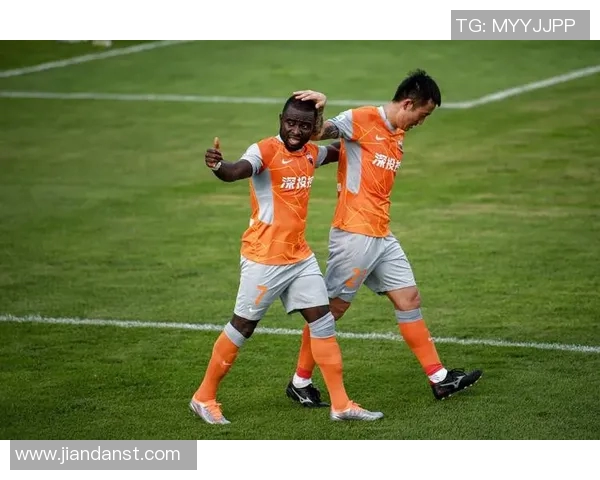 深圳足球队速度之争引发热议球迷对比赛公平性提出质疑